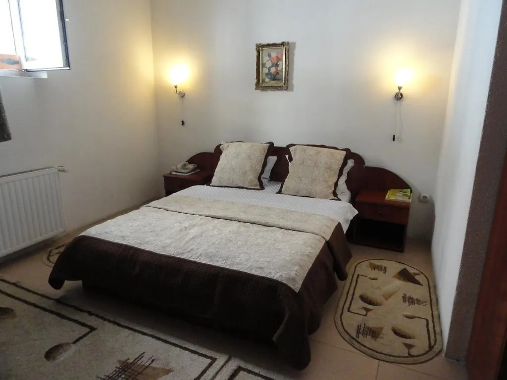 Hostel Miorita بوخارست رومانيا